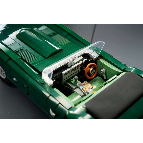 LEGO 11381 Jaguar E-Type