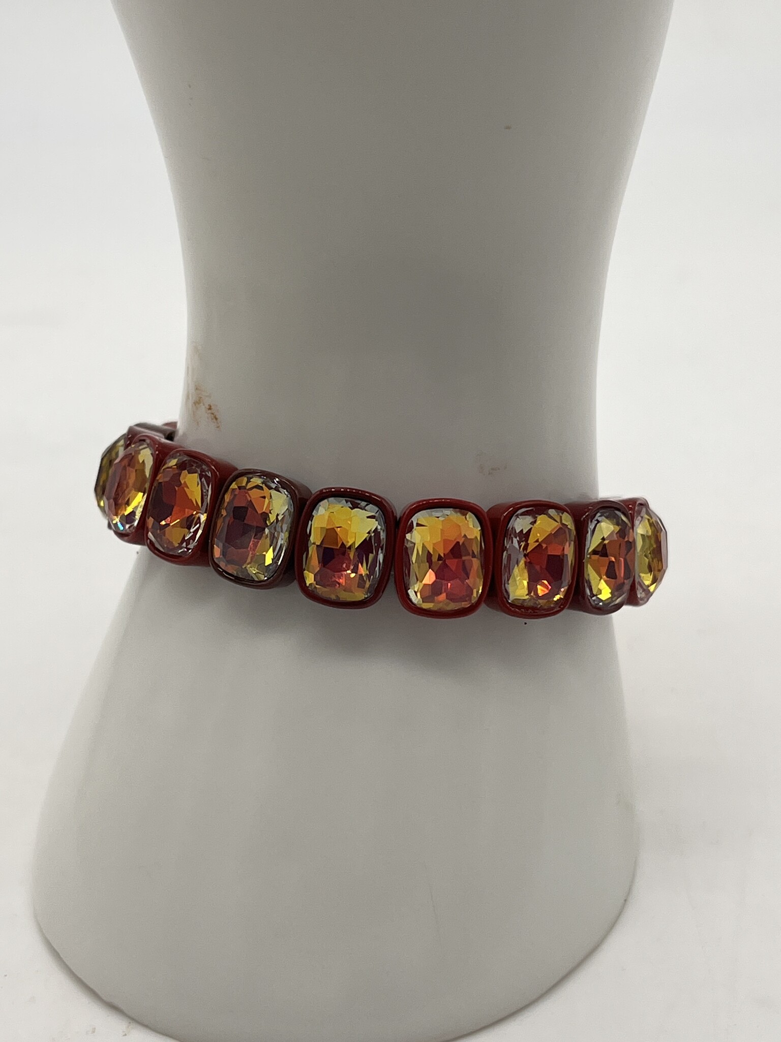 Biba Armbandje Biba goud/rood/bruin kristal