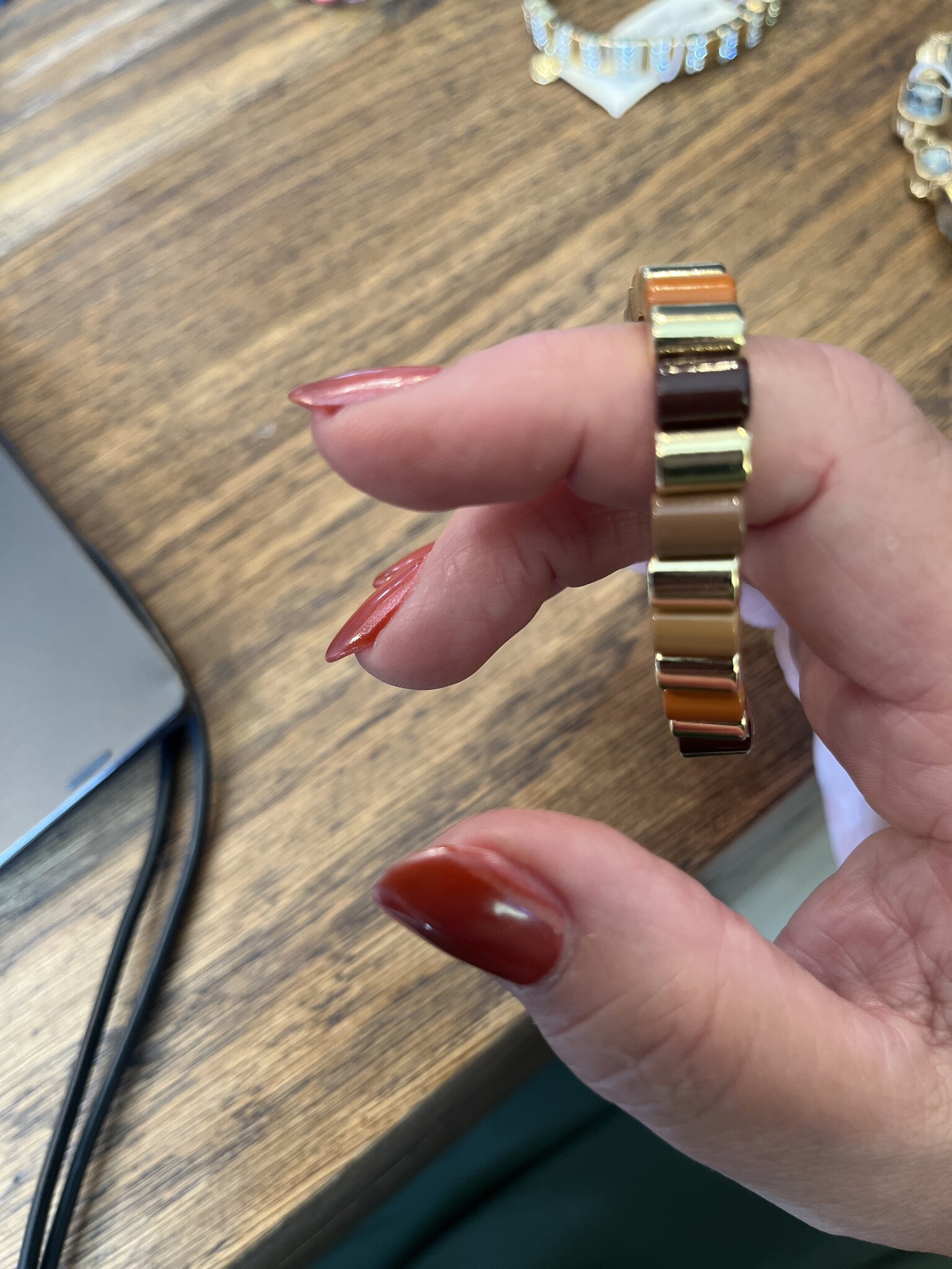 Biba Armbandje Biba goud/bruin