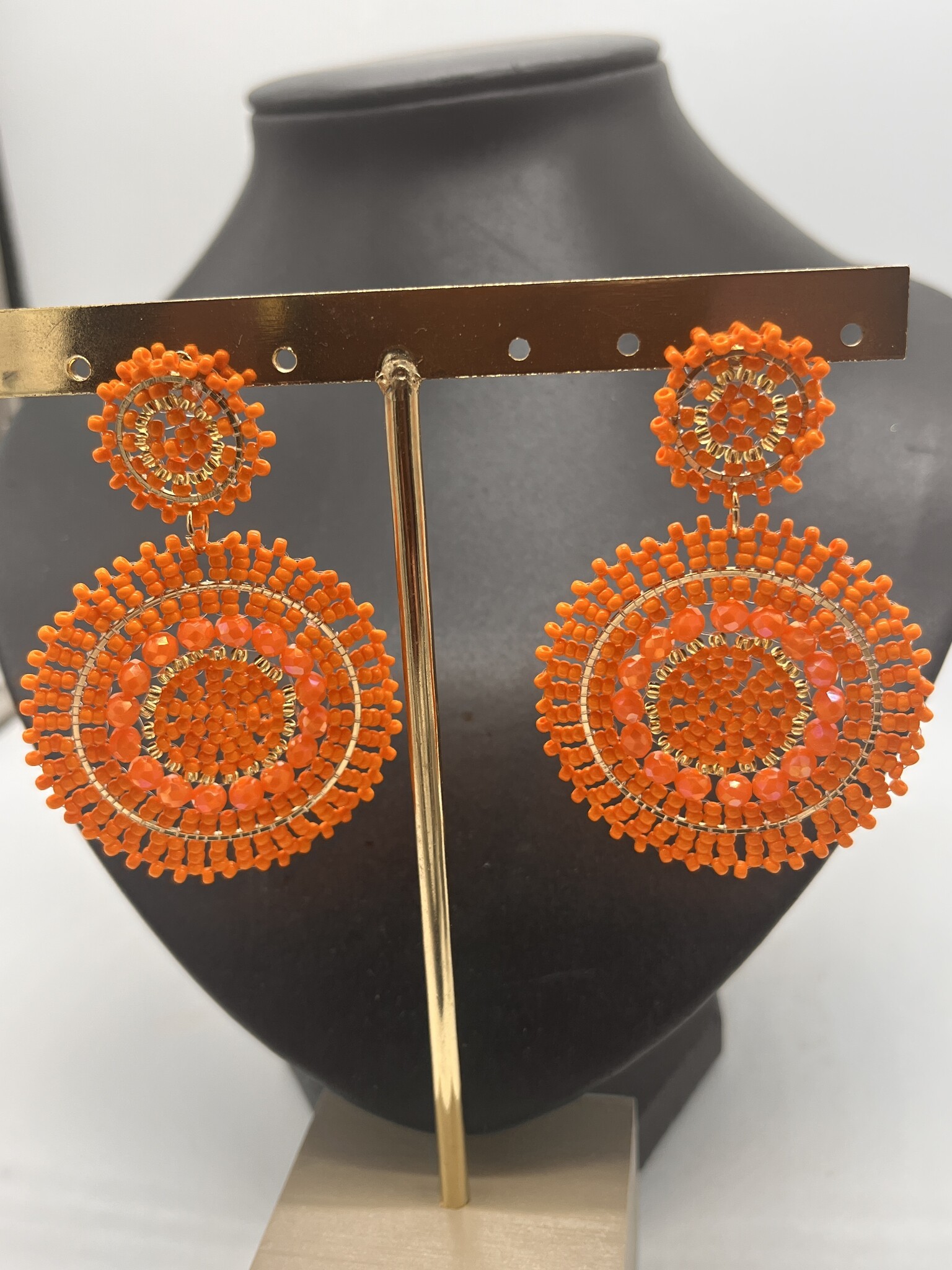 Biba  Oorbellen goud oranje