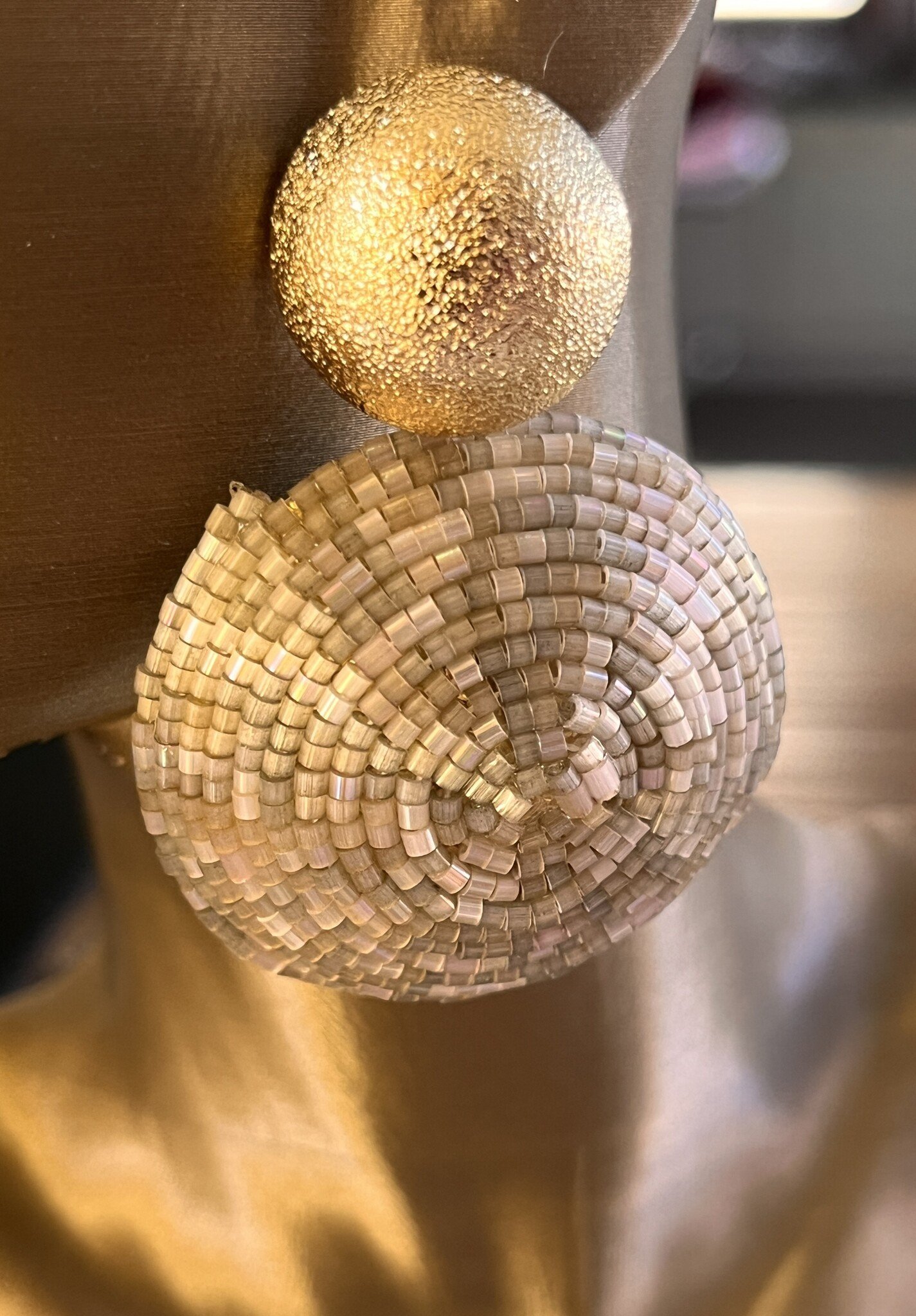 Biba  Oorbellen Biba beige ,goud