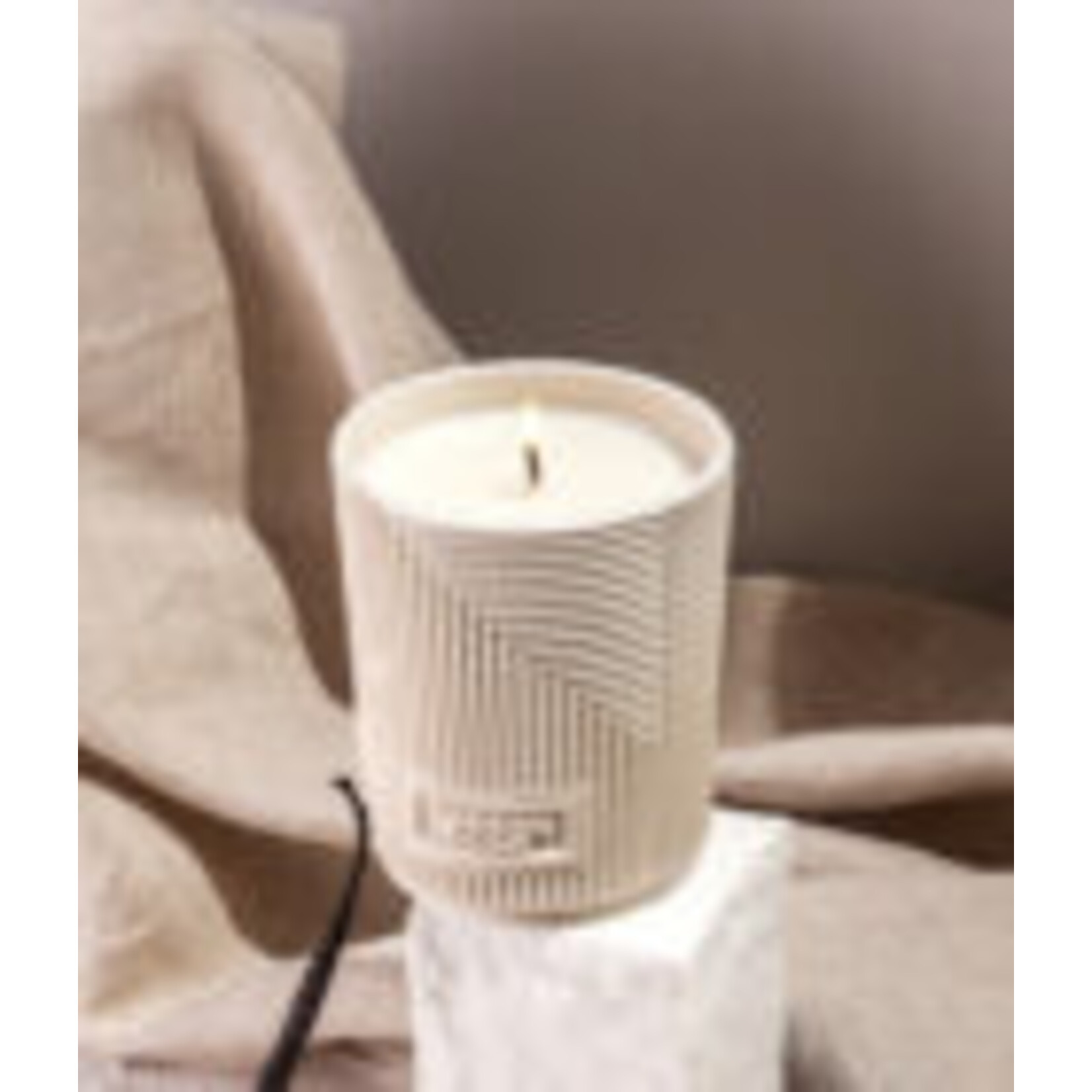 Portus Cale Aromatic Candle Hajjar Blanc