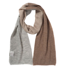 Aimee Fenna shawl camel/sand