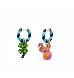 Essentiel Antwerp Essentiel Earrings Jover with charms Combo1 Quite pool