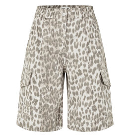 Baum und Pferdgarten Short Neeto Leopard corduroy