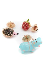 Essentiel Antwerp Pins Ider trio charms Combo1 Off white