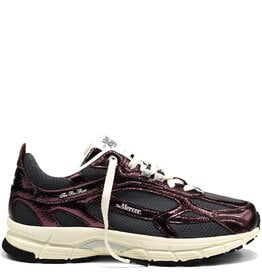 Mercer Sneaker The re-run cracked D.red