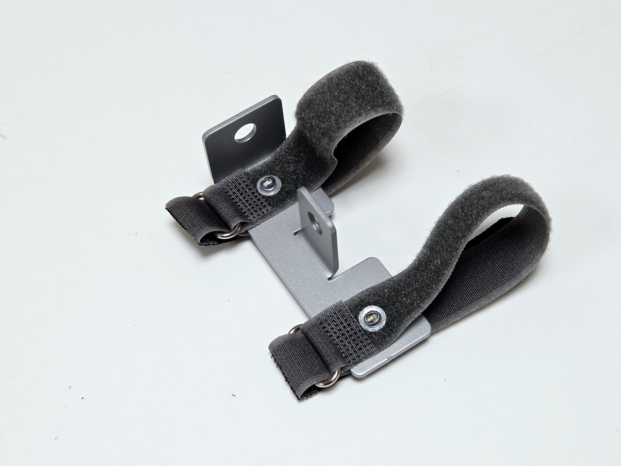 Burda Montagebeugel met klitteband