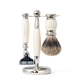 05031 - Mach3 - Pure Badger shavingset