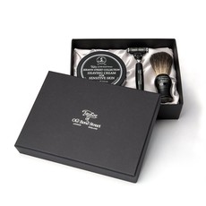 Pure Badger Shaving Brush, Razor Mach3 & Shavingcream