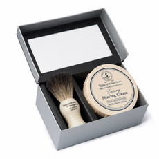 Giftbox Shaving Brush en shaving cream St. James