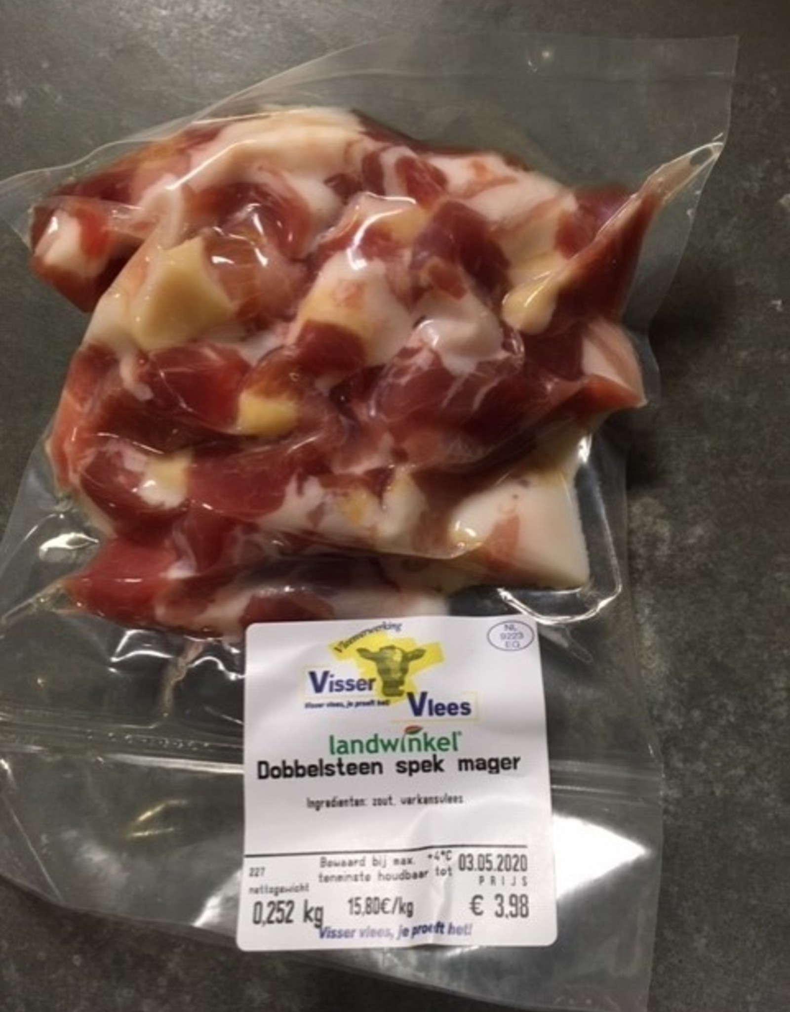 Mager spek dobbelsteen vacuum verpakt