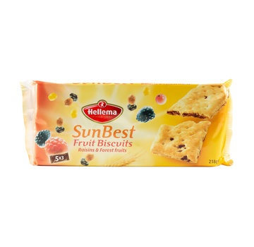 Hellema HELLEMA SunBest Fruit Biscuits RAISINS & FOREST FRUITS - 218 grams pack