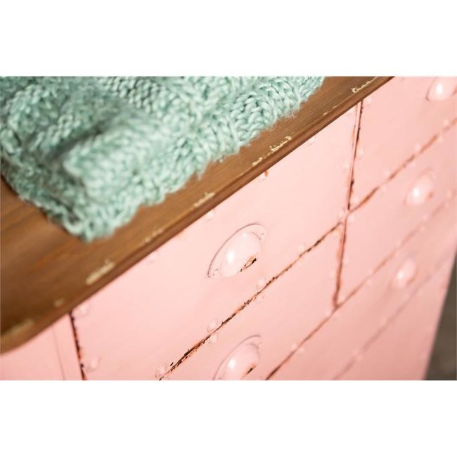 New Roots 2.0 | Roze