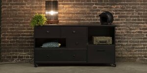 Een warm industrieel interieur