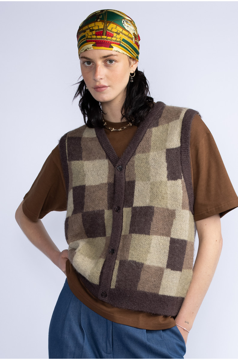 STUSSY】WOBBLY CHECK SWEATER VEST Brown-