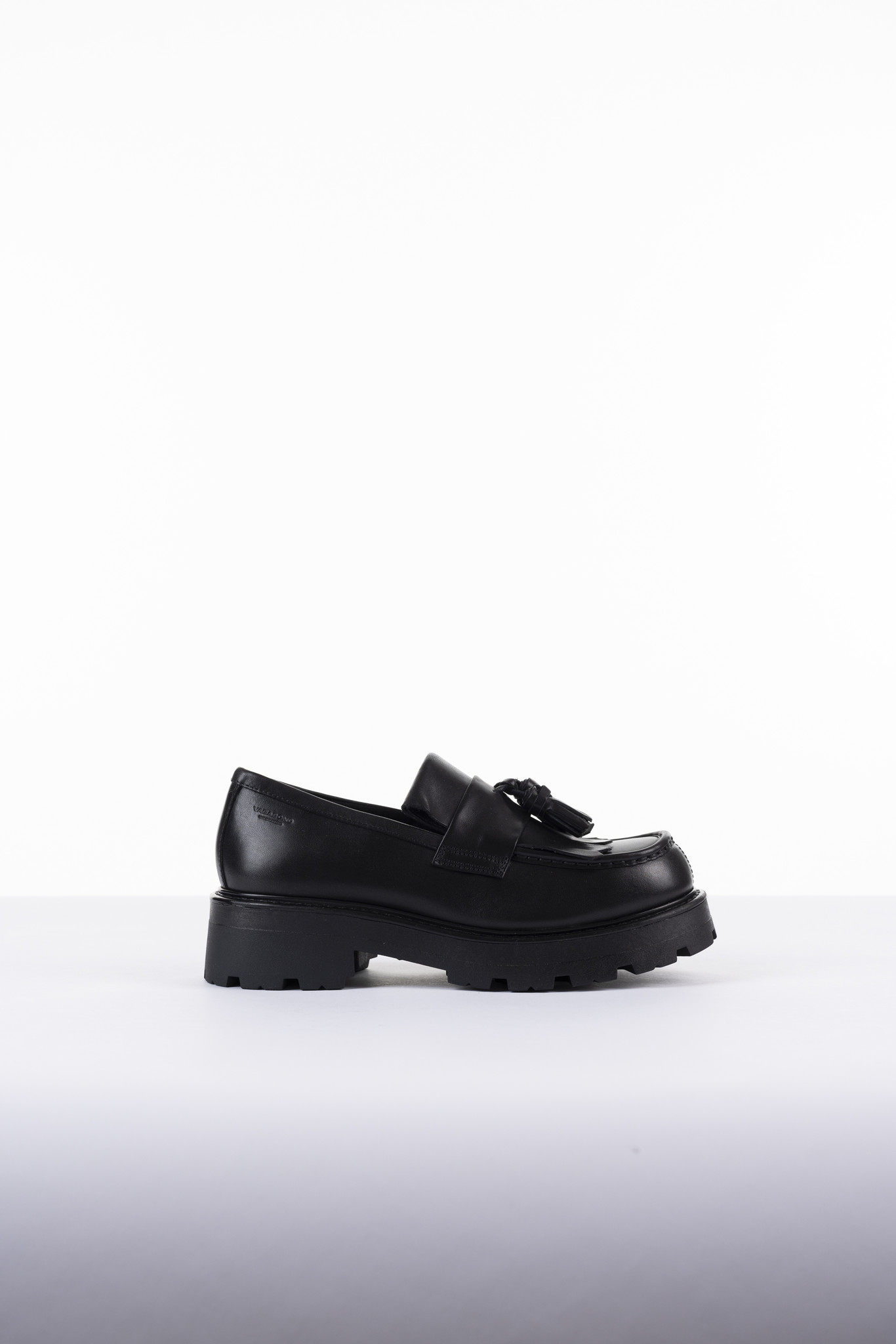 Cosmo 2.0 Tassle Loafers Black Matt