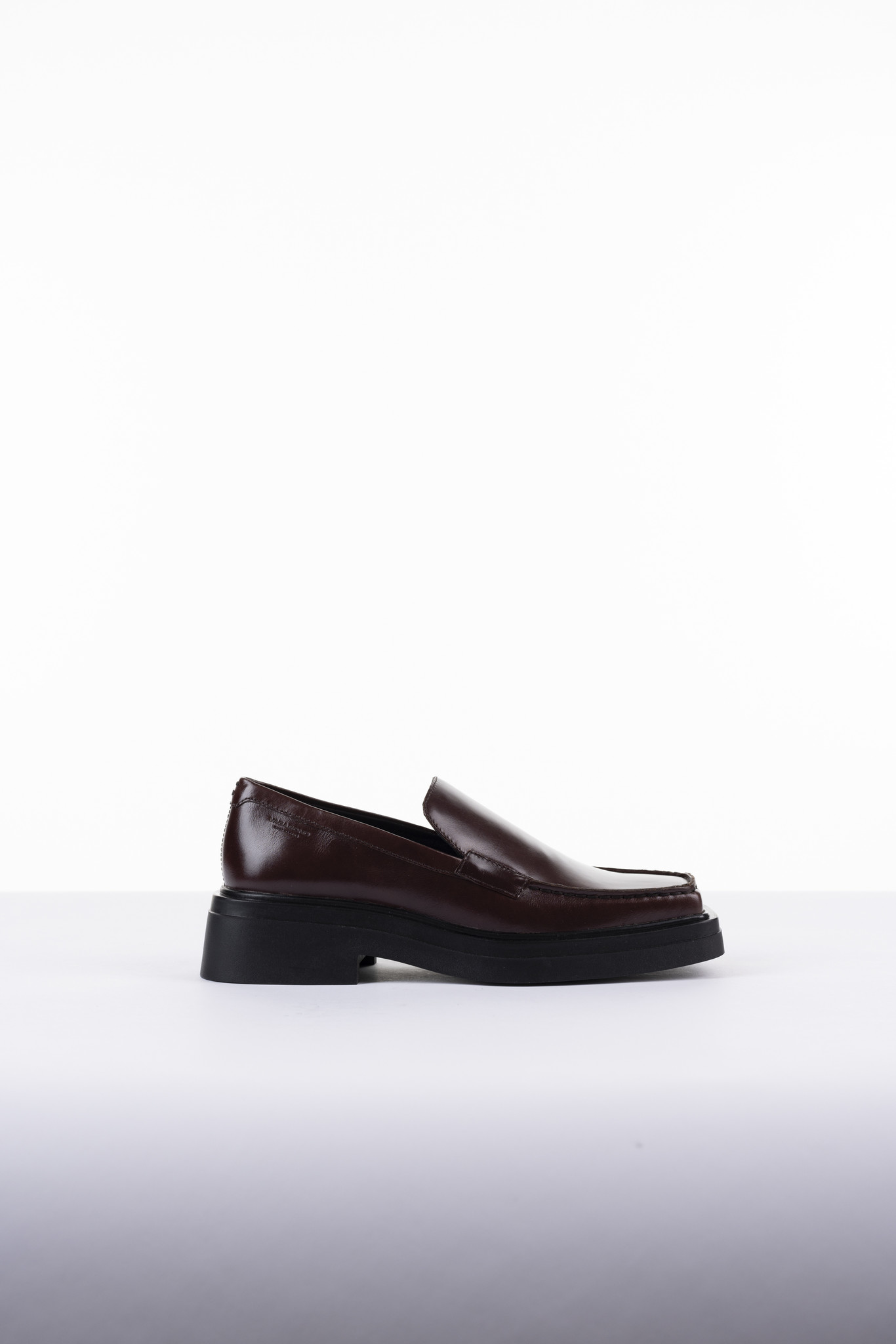 Eyra Loafers Brown