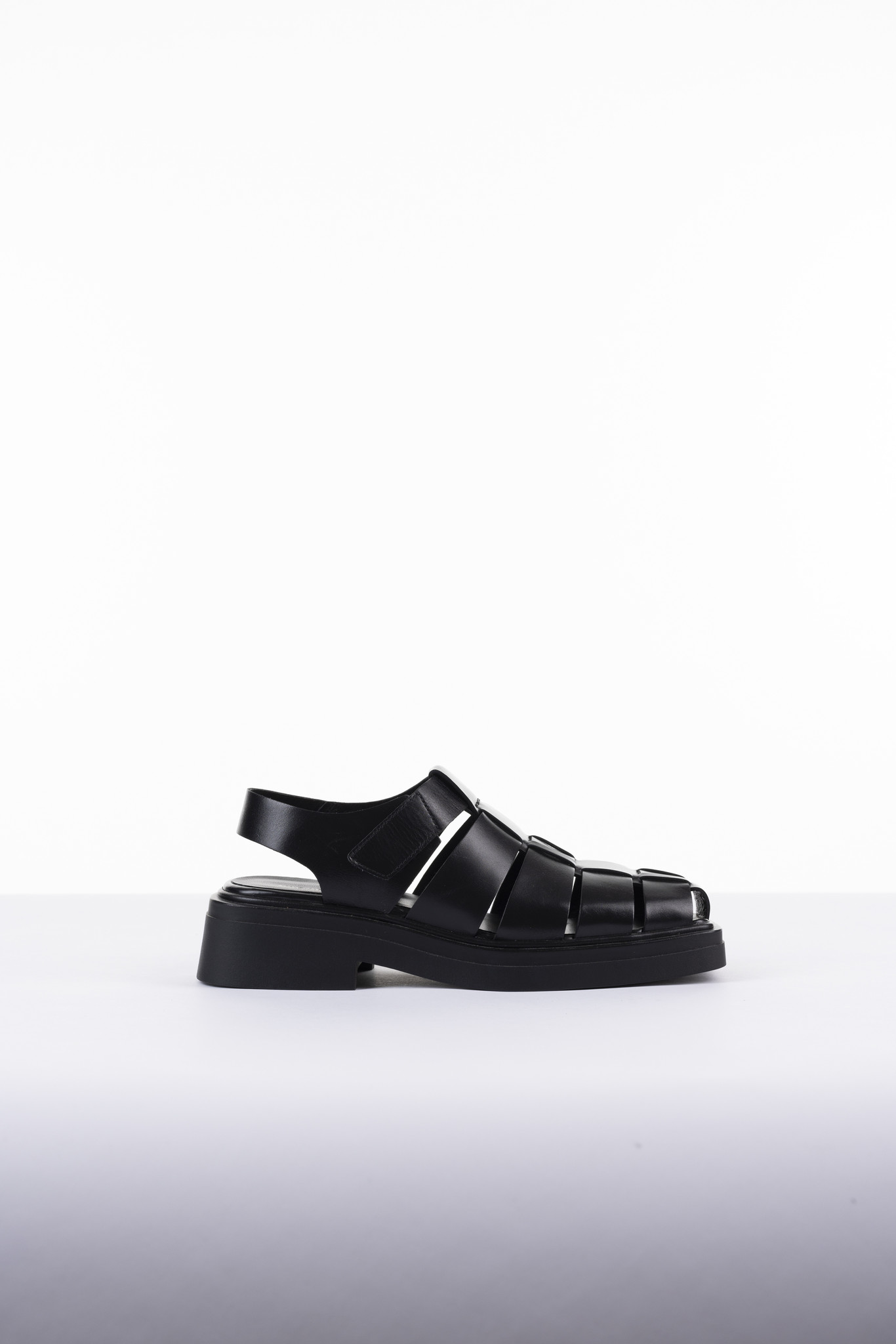 Eyra Sandals Black