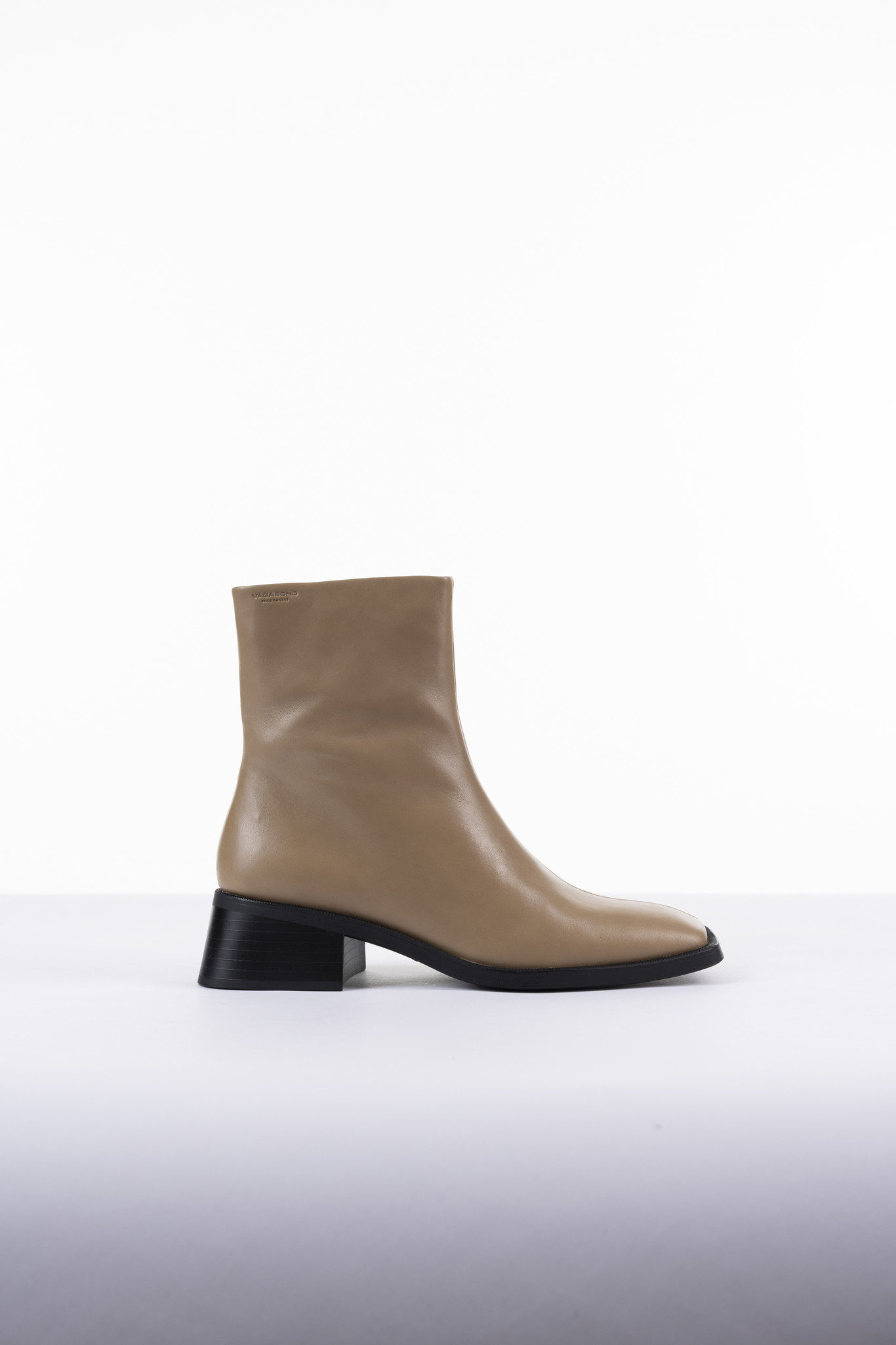 Blanca Boots Lark
