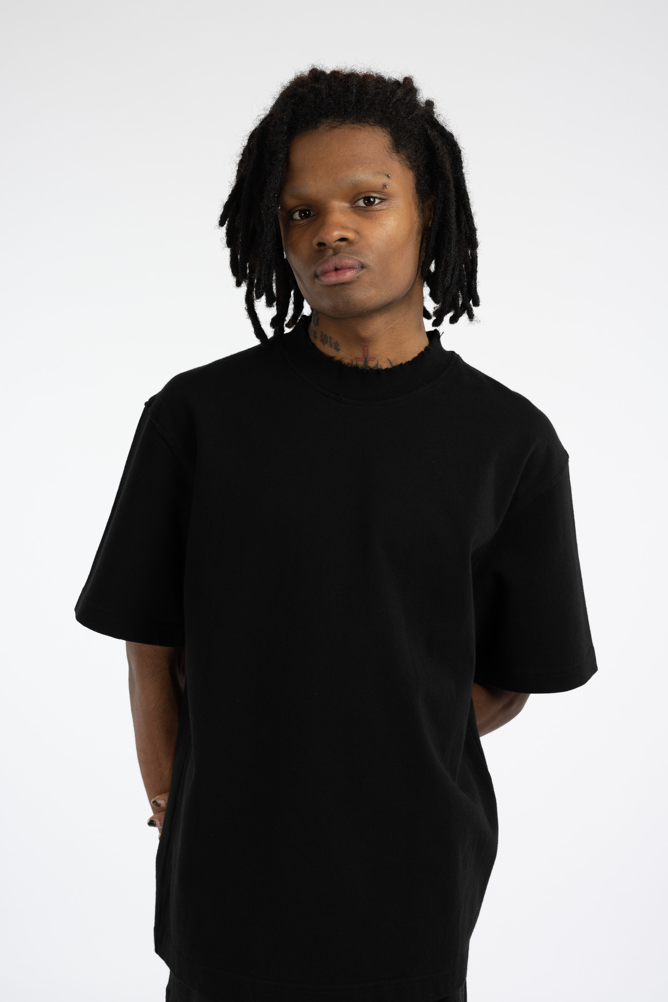 Distressed Tee SS Black