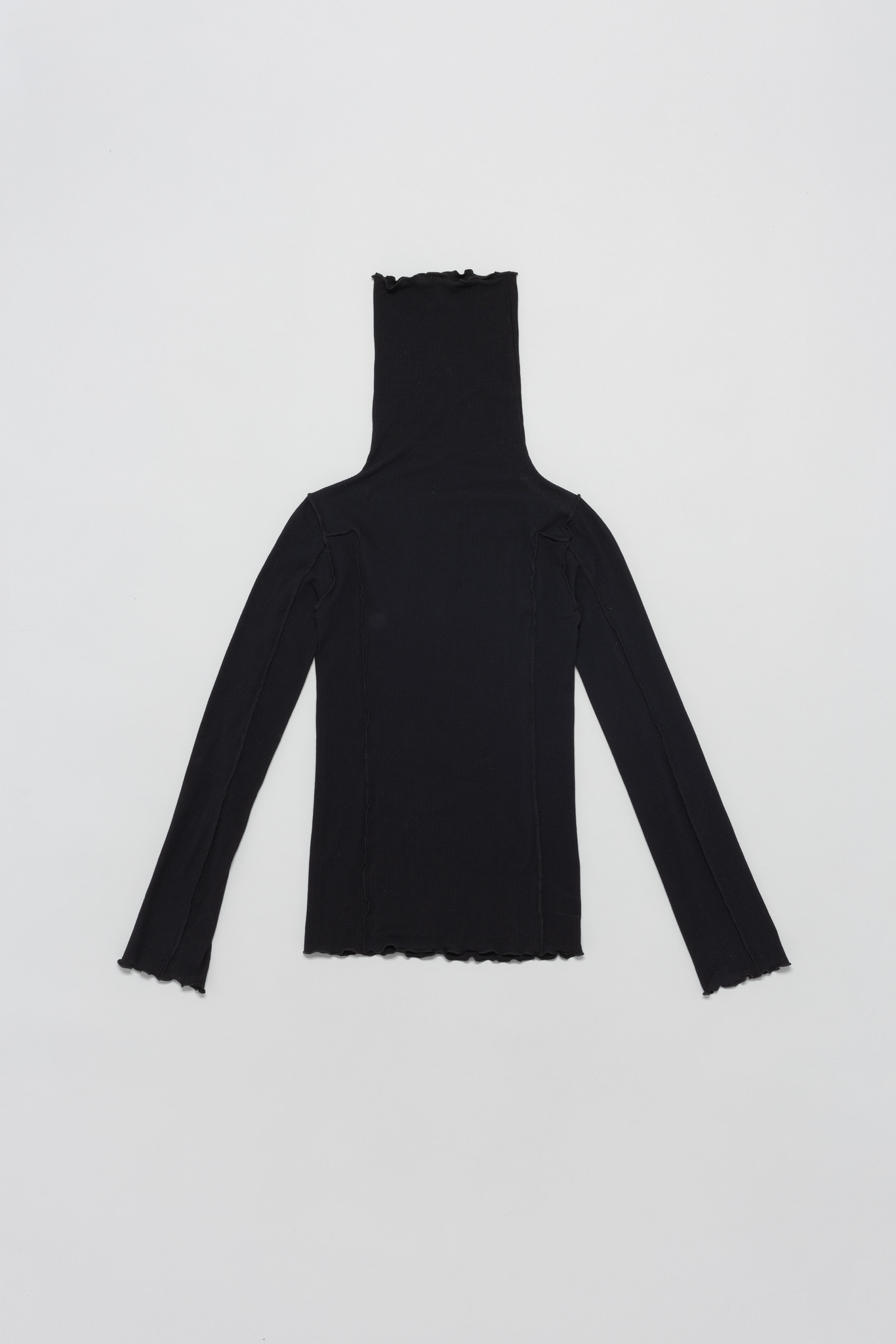 Omato Turtle Neck Black