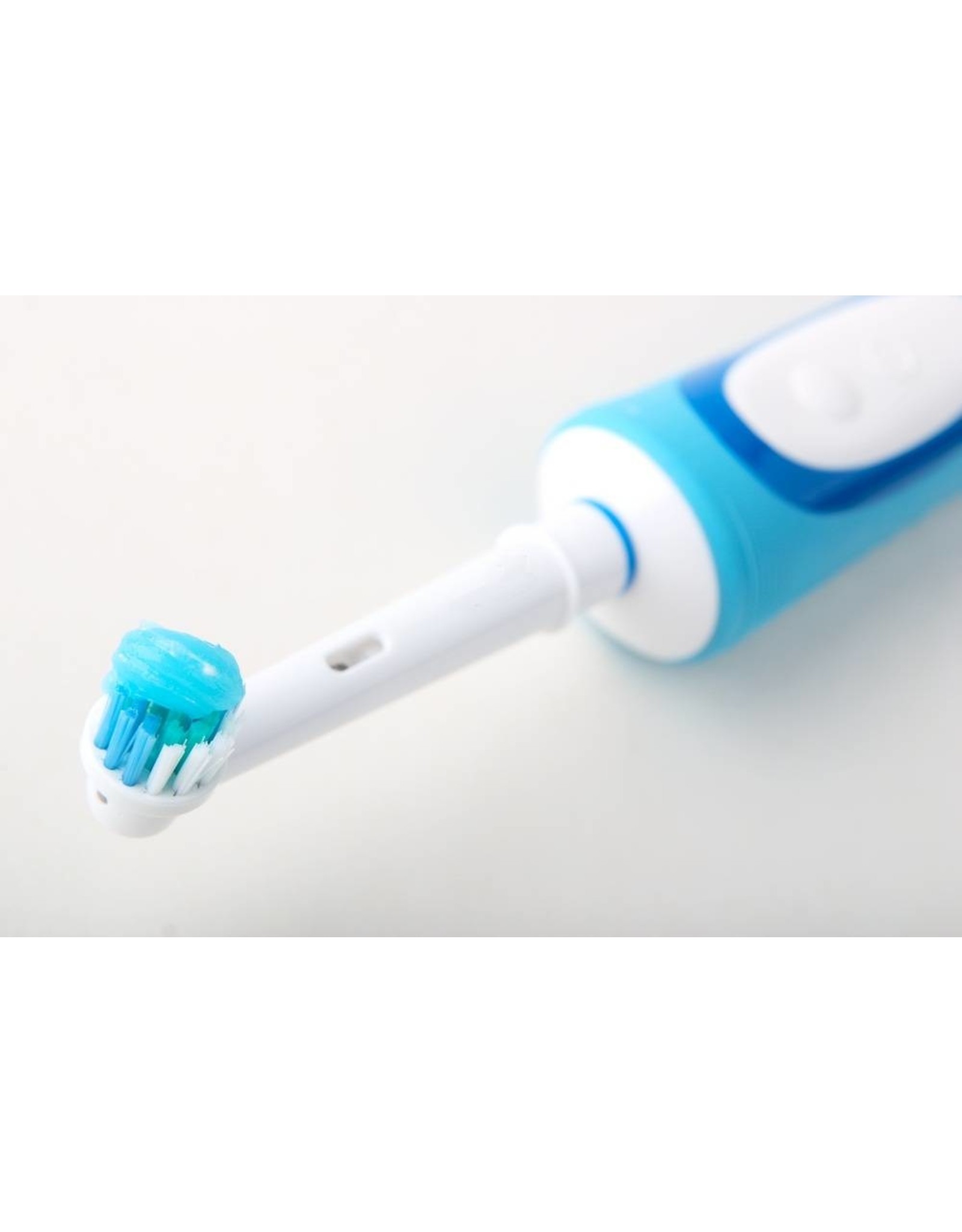 4 Aufsteckbürsten für elektrische Zahnbürsten von Oral-B  von Braun  Ersatzbürsten Aufsätze (kostenloser Versand)