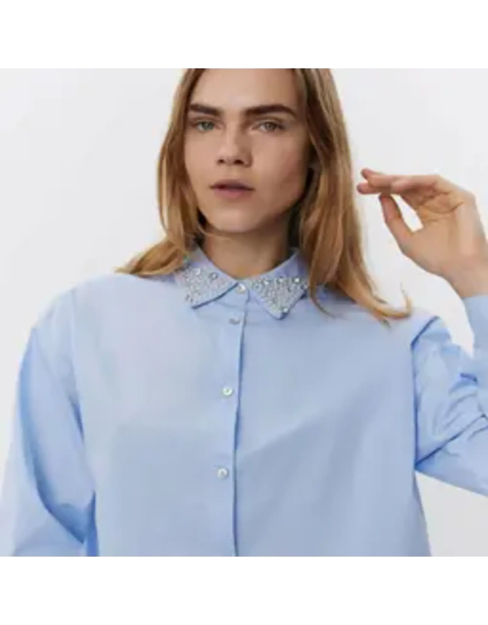 Blouse Pearls - Ice Blue