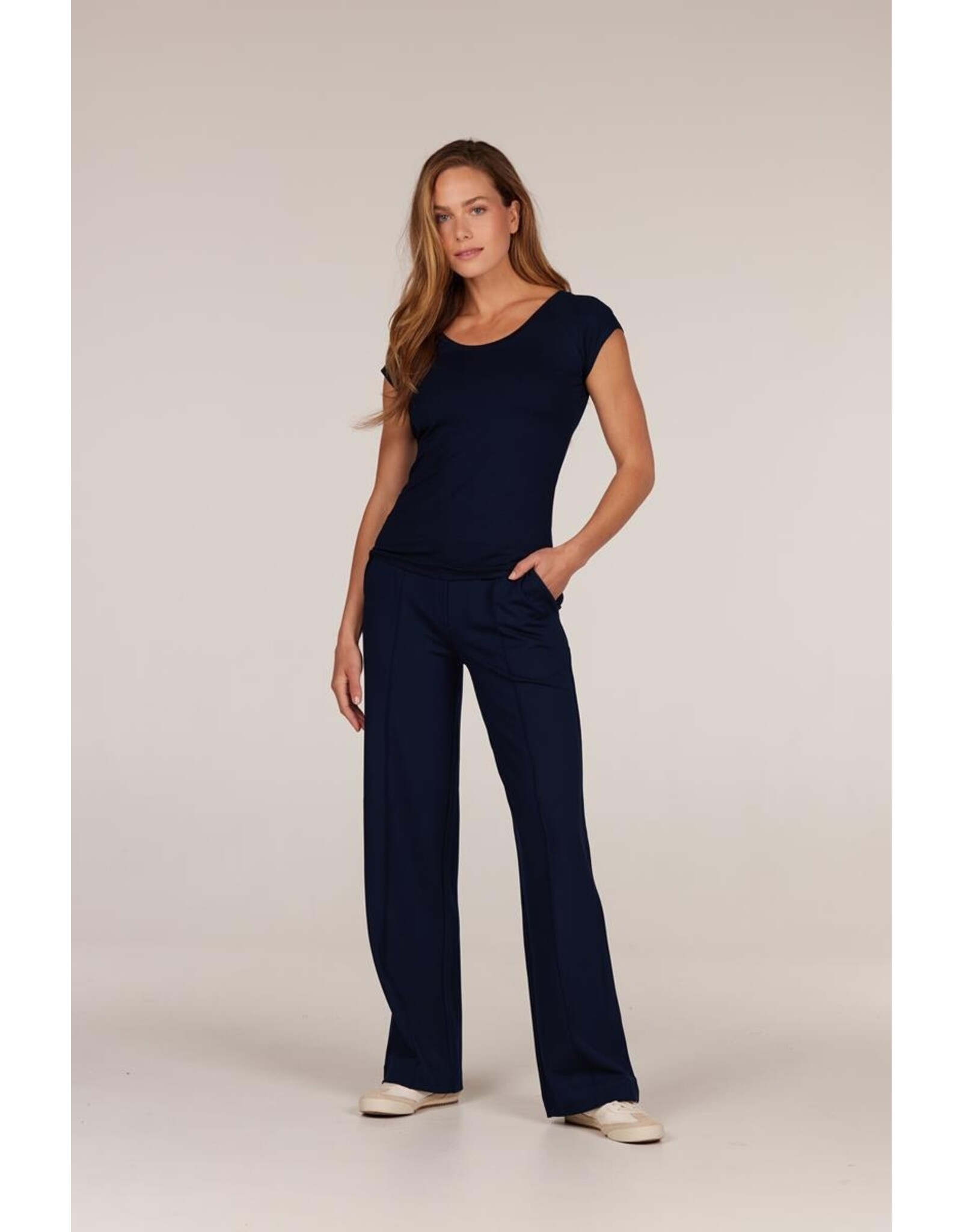 Jansen Linds Shortsleeve - Dark Blue