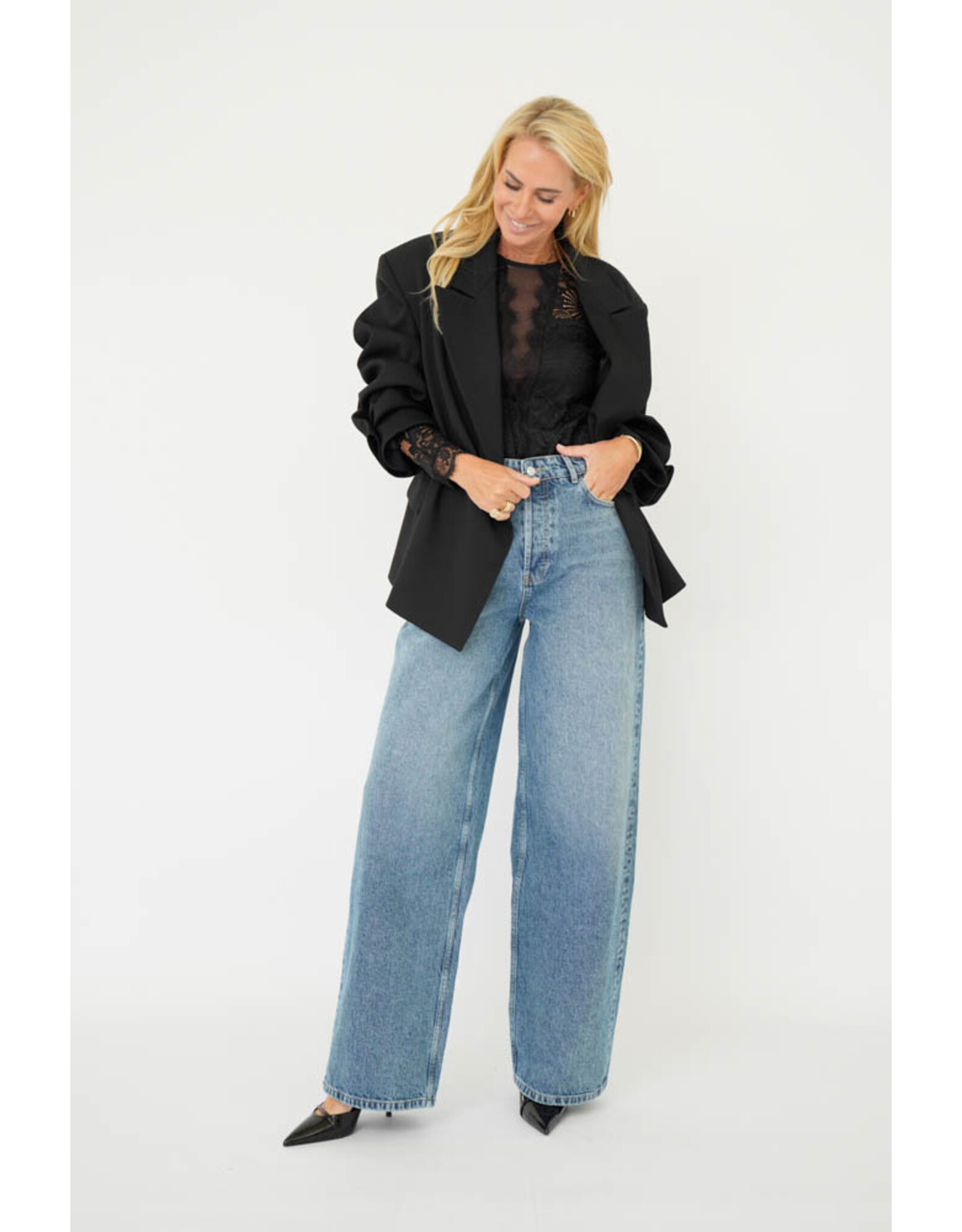 Est Seven Israe Blazer - Black