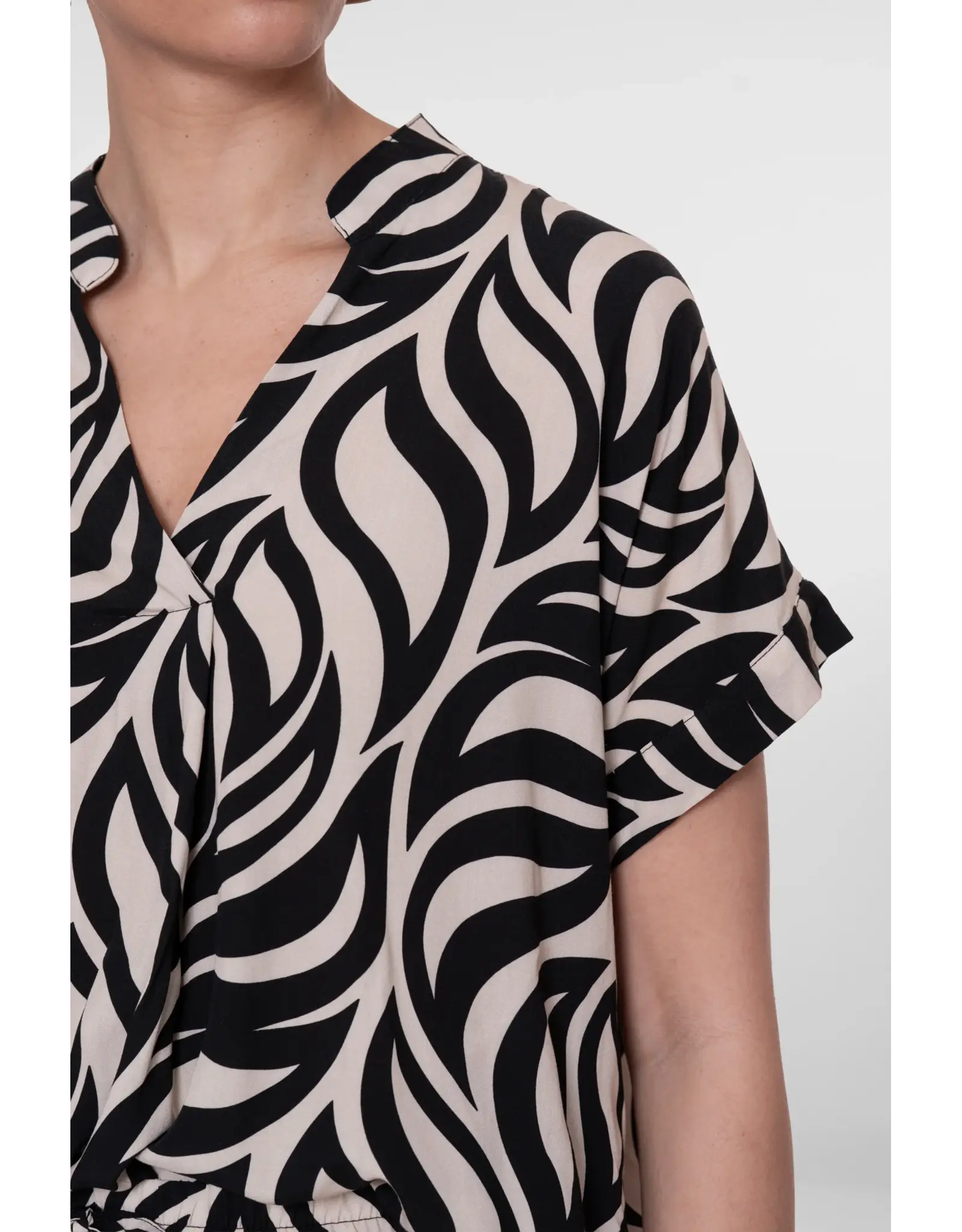 Geisha Top Bi-Color - Black/Sand