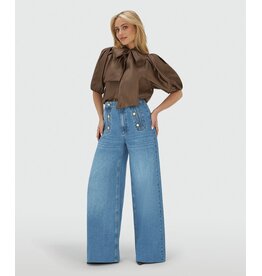 Josh V Sylviana - Brown