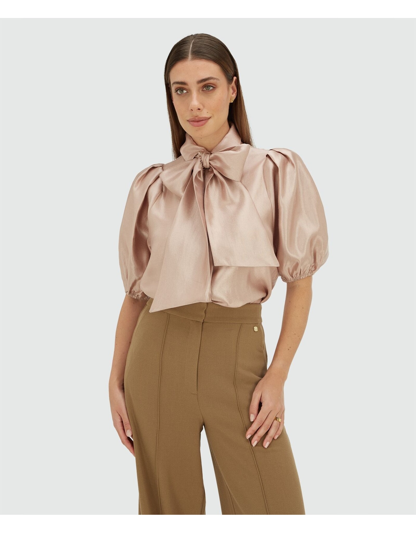 Josh V Sylviana - Dusty Pink