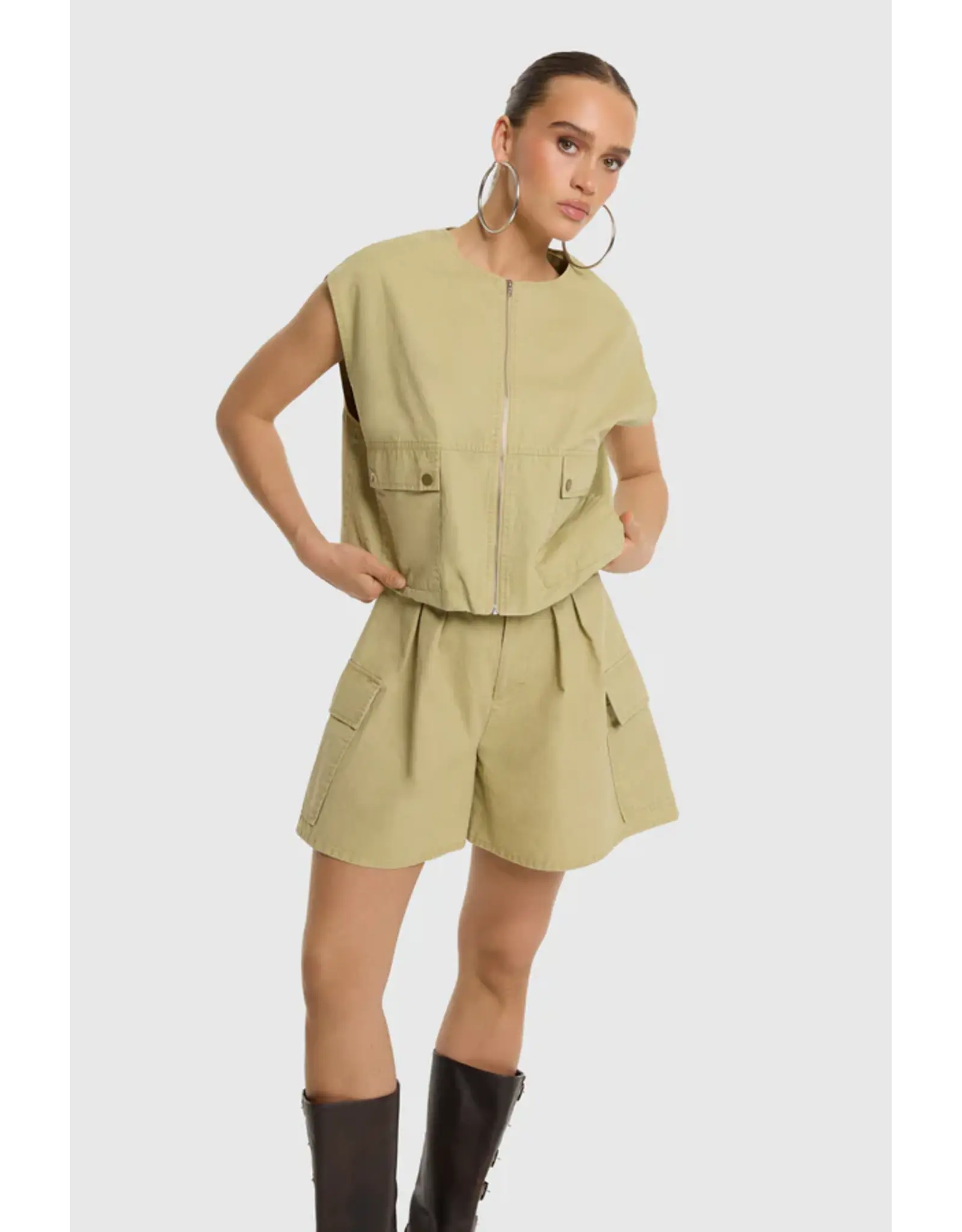 Refined Department Sleeveless Cargo Gilet Noa - Sand