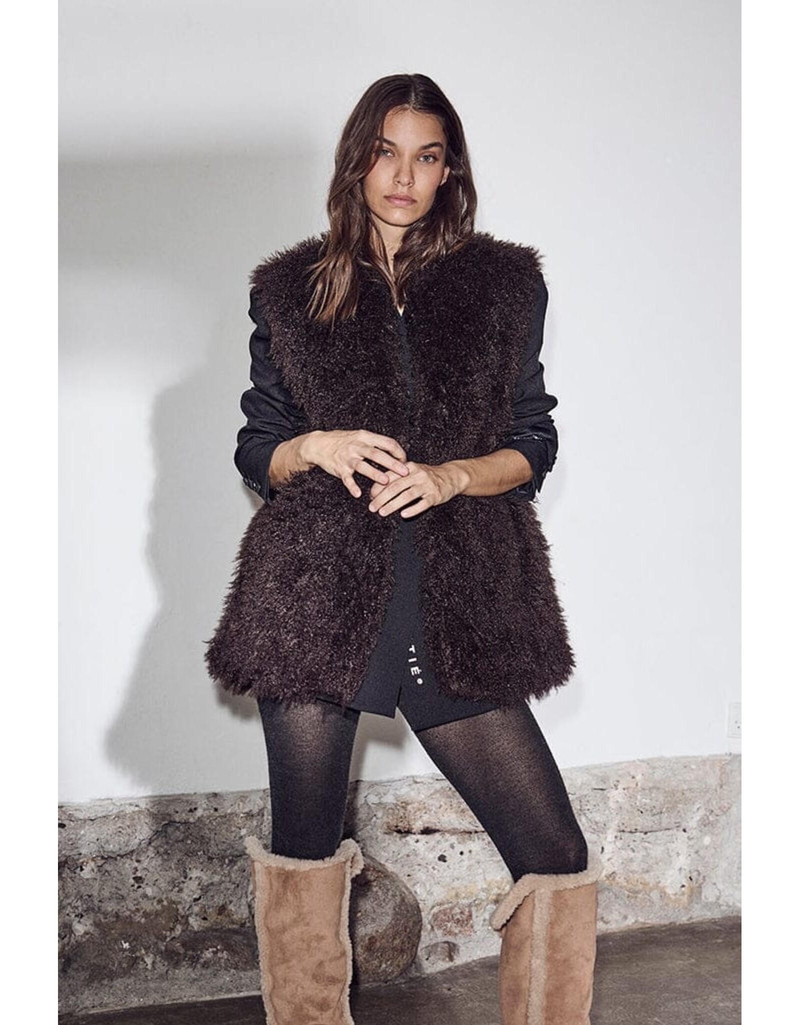 Haute L'amitié Lagotto Fur Vest - Mocca