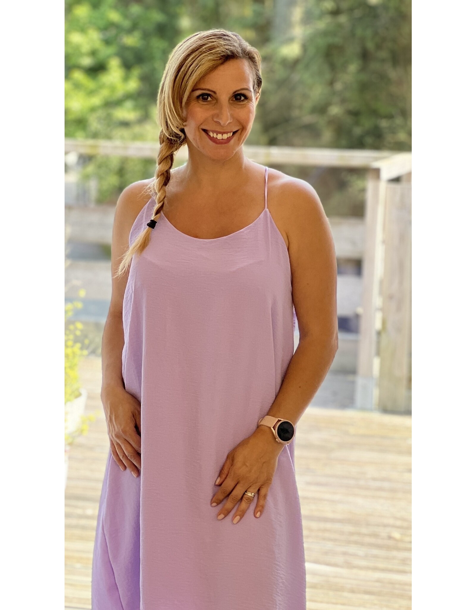 Kleed lila gekruiste bandjes