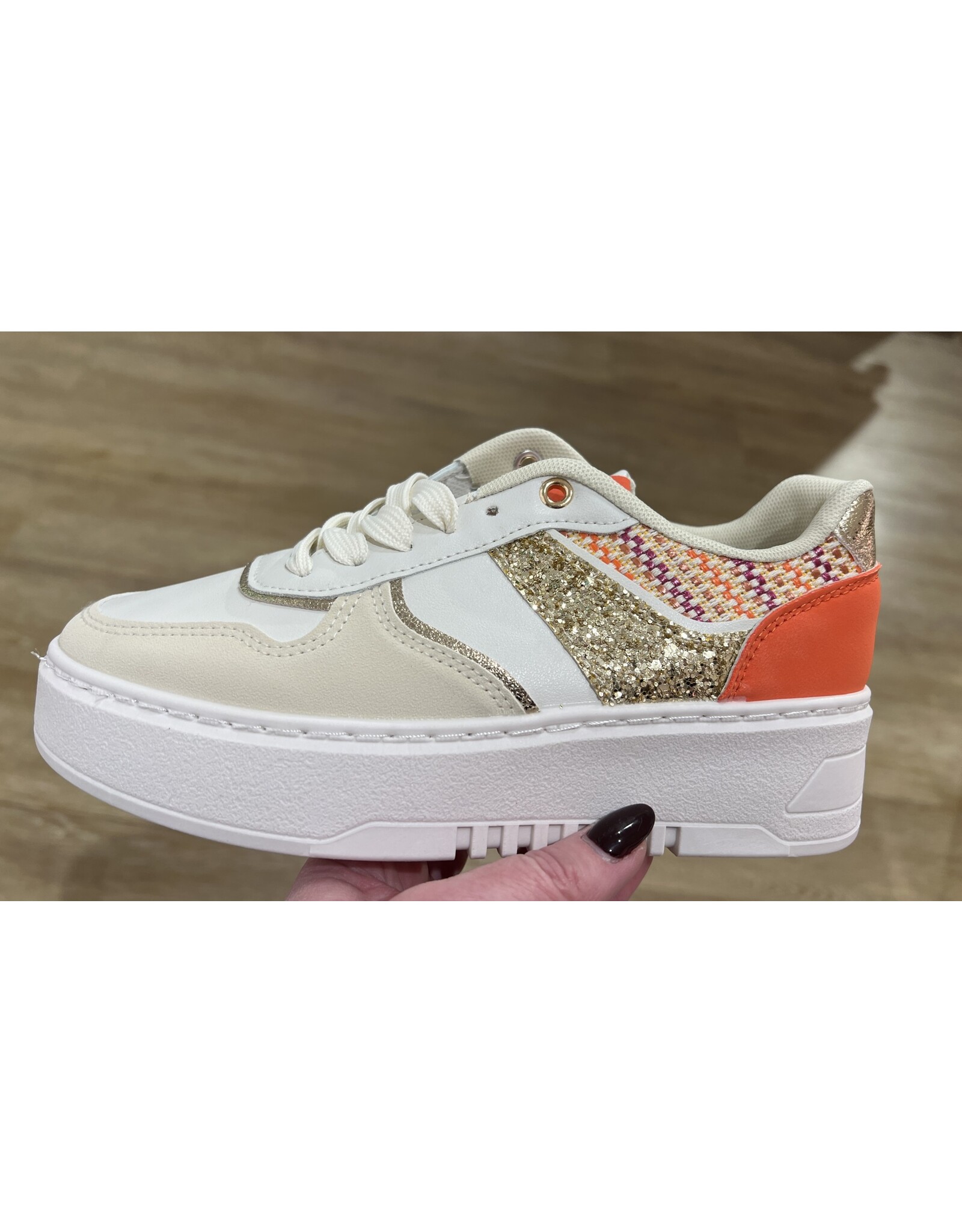 Sneaker oranje en goud