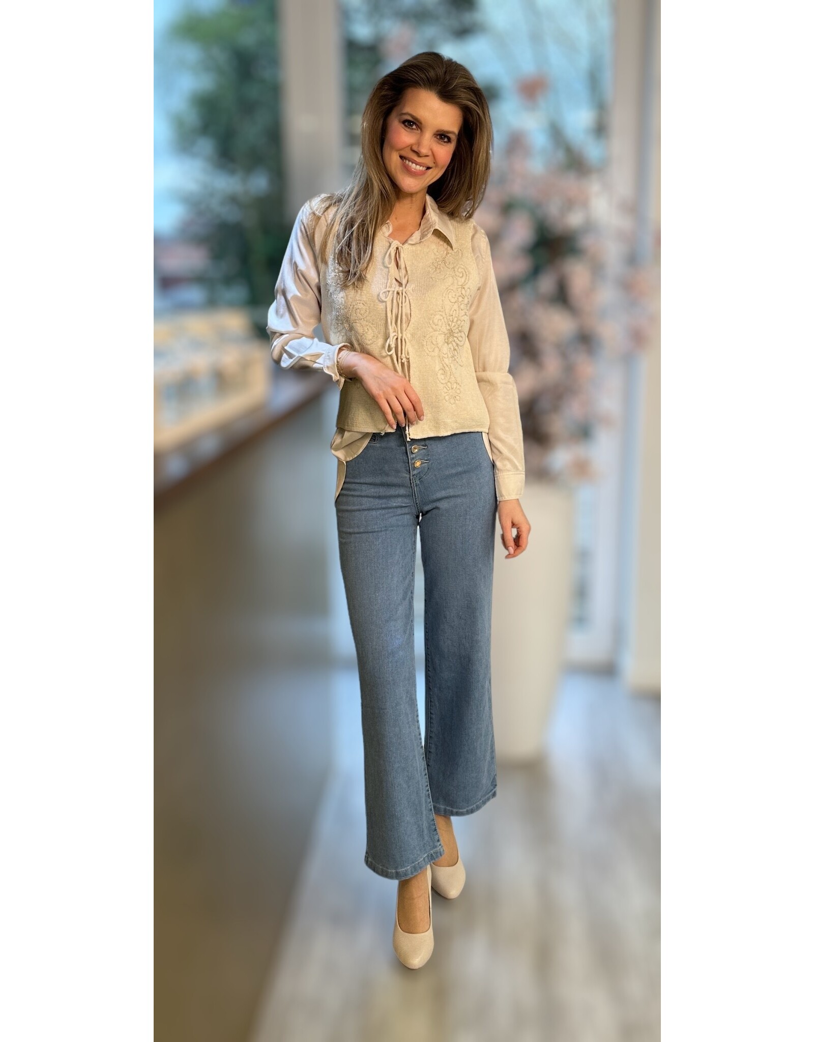 Italie Gilet beige met gouden accent