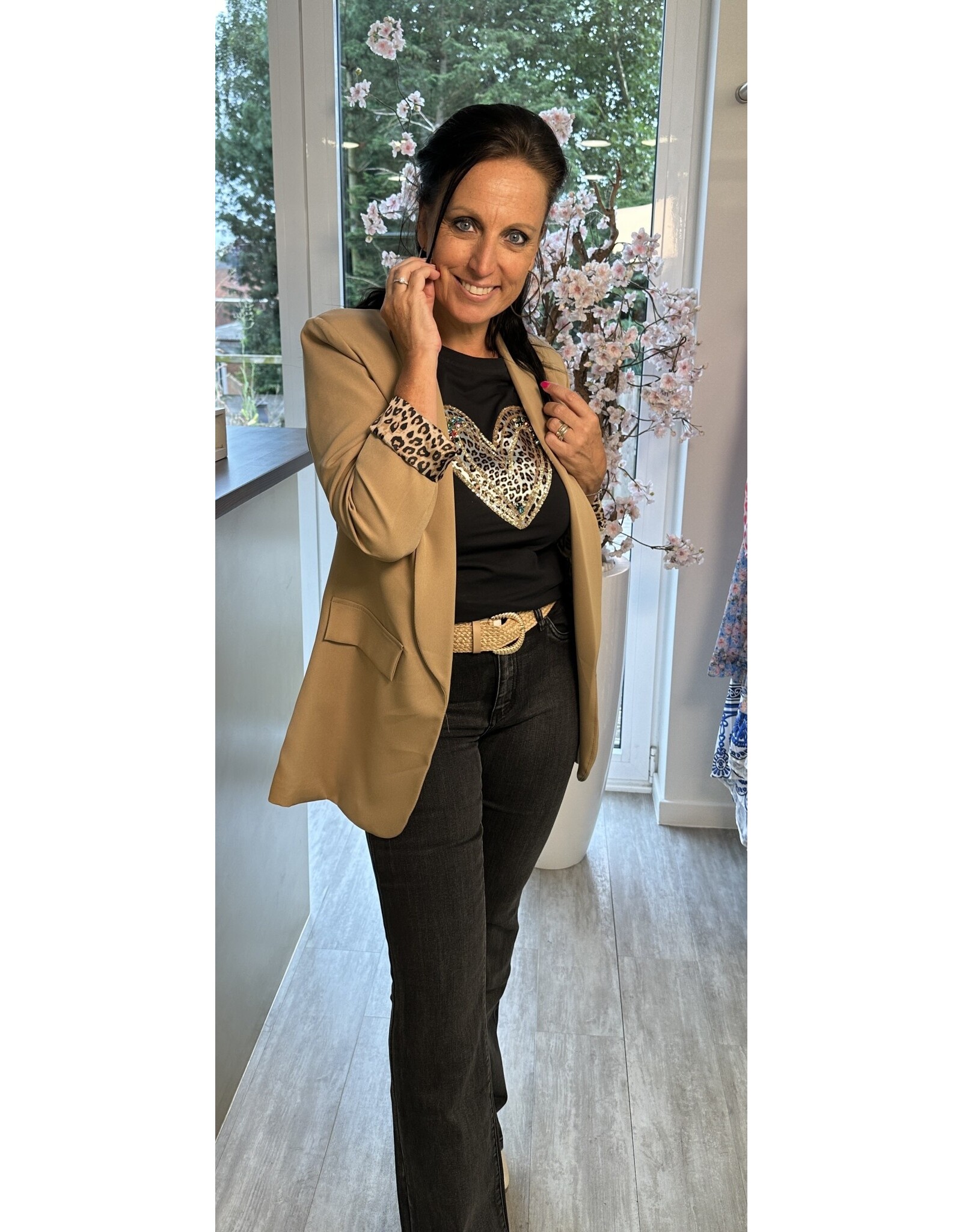 Parijs T shirt zwart met gouden hart