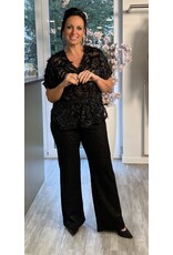 Yest Bloes Kae black