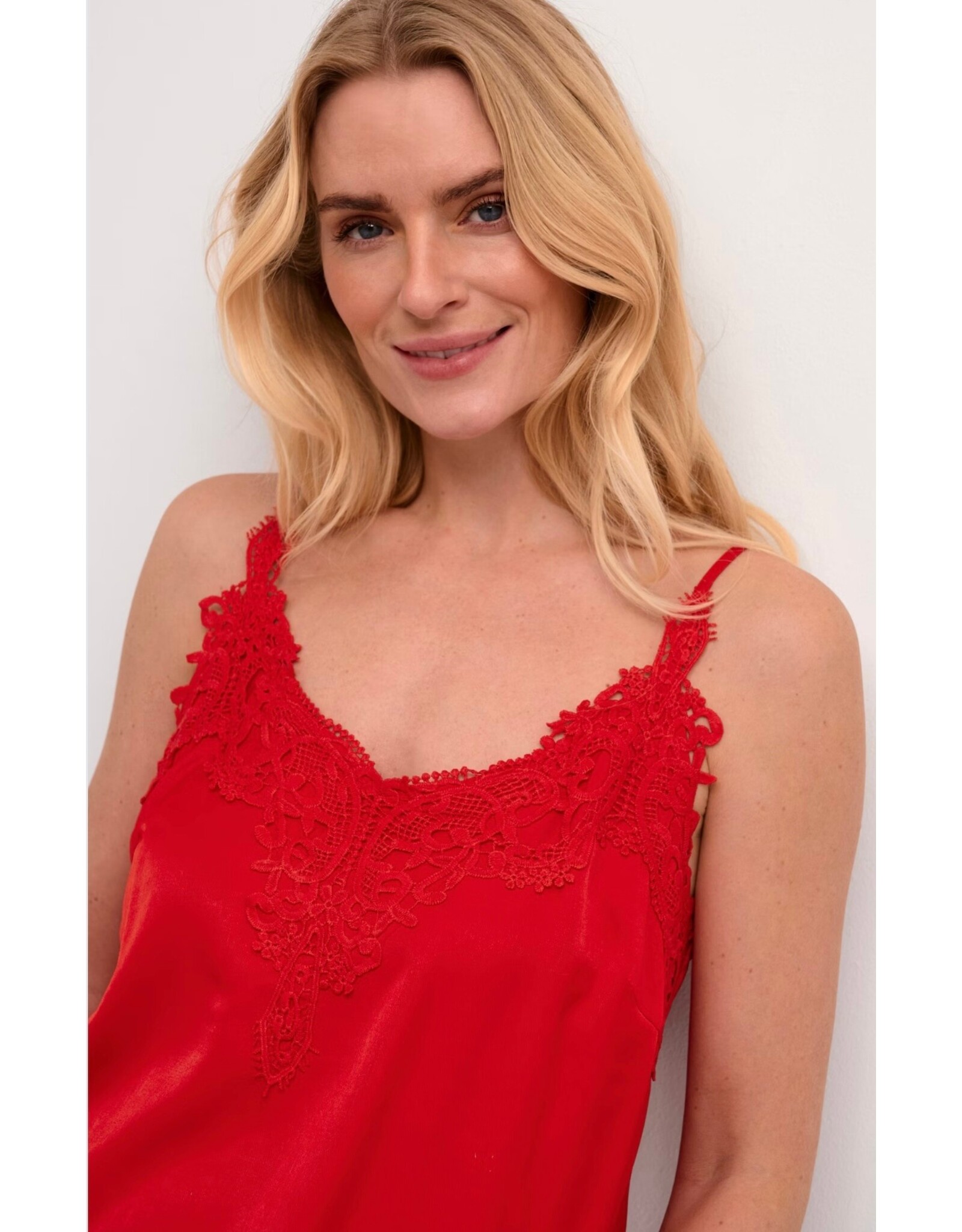 Cream Top Anna Flame