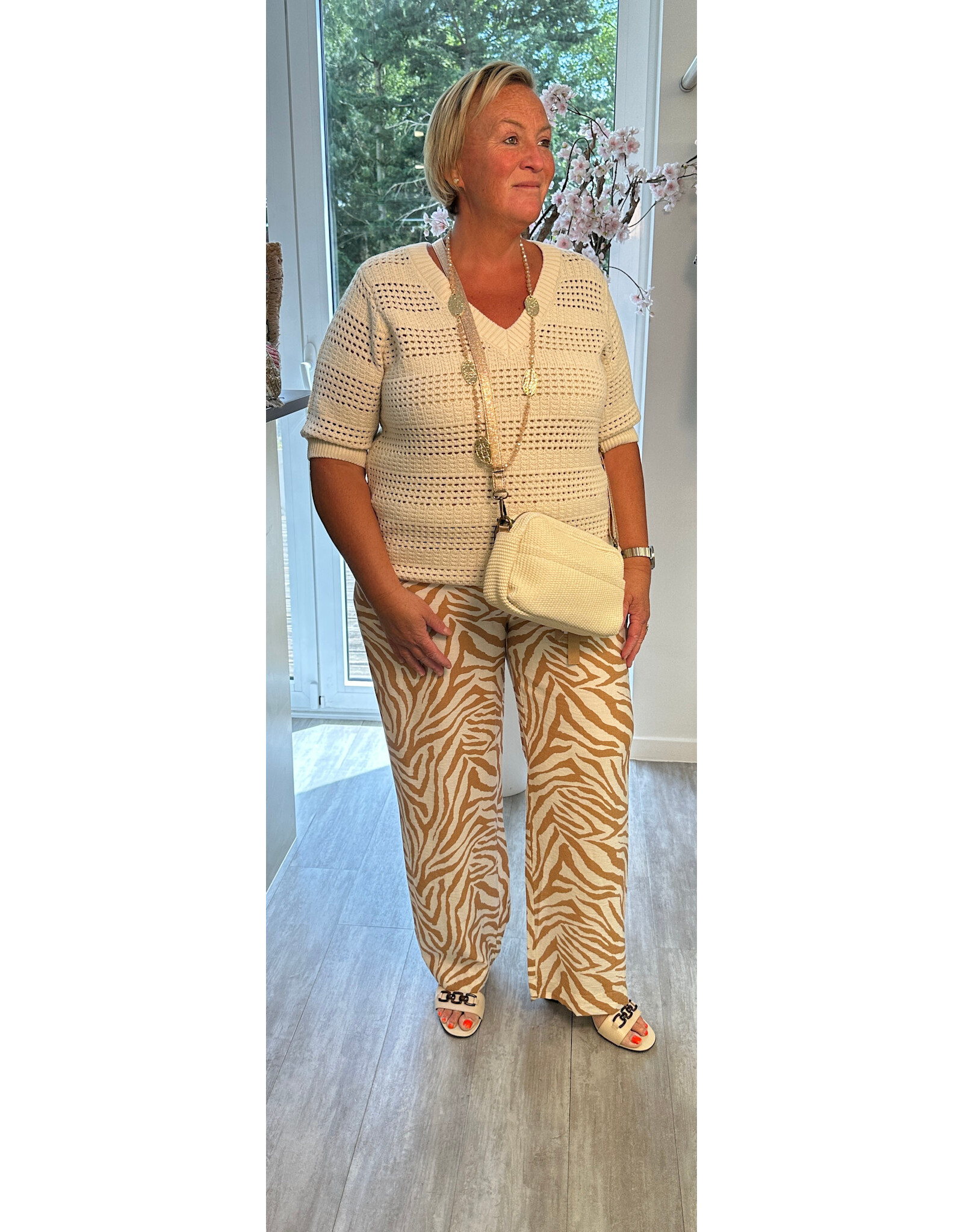 Brussel Trui Tenesa turtle beige