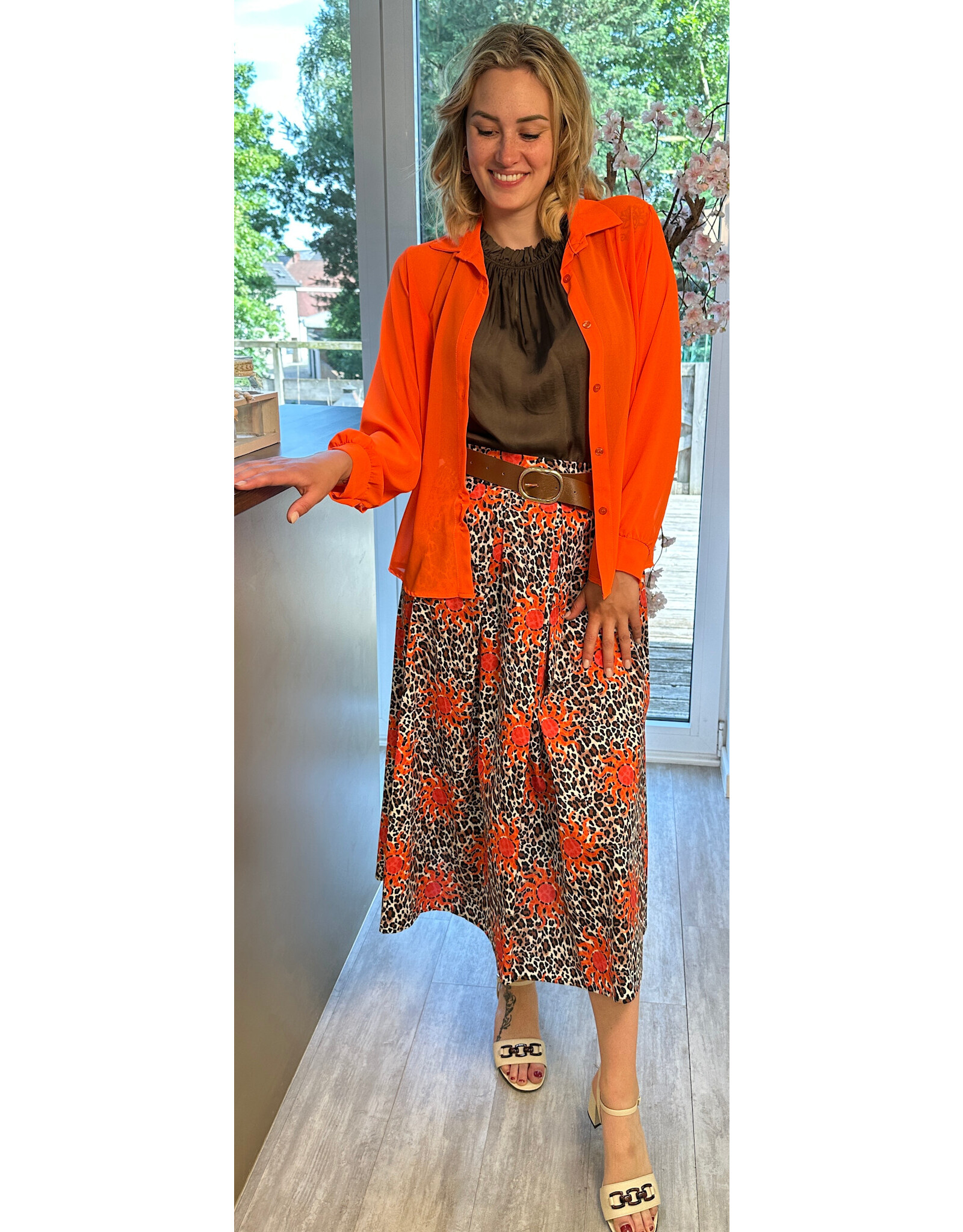 Brussel Bloes Ina oranje