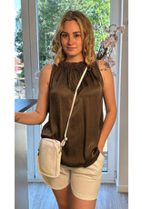 Brussel Short wit met bijpassende riem