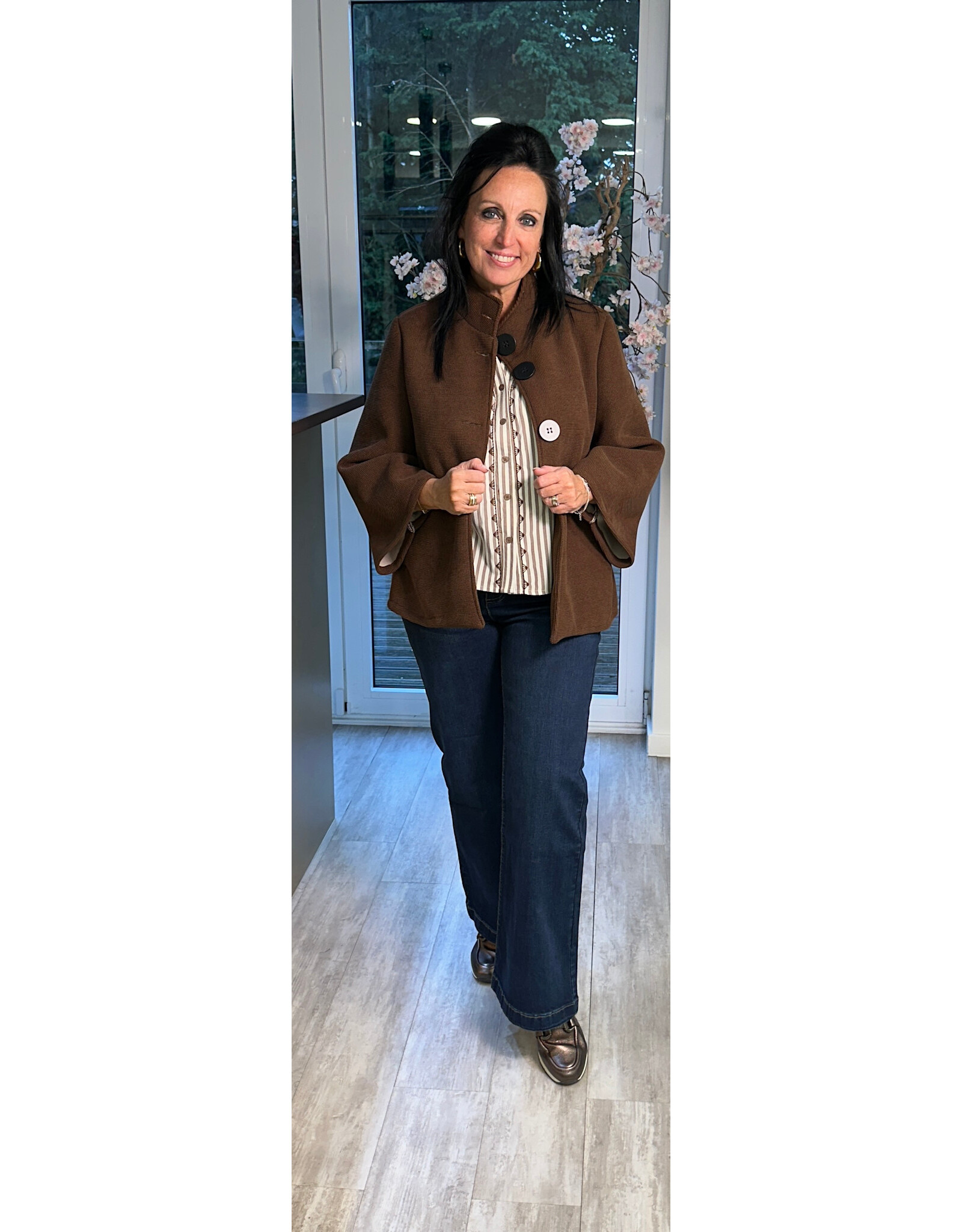 Brussel Jas mocca button