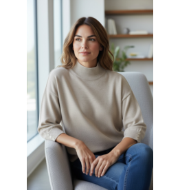 Brussel Trui beige met knoop