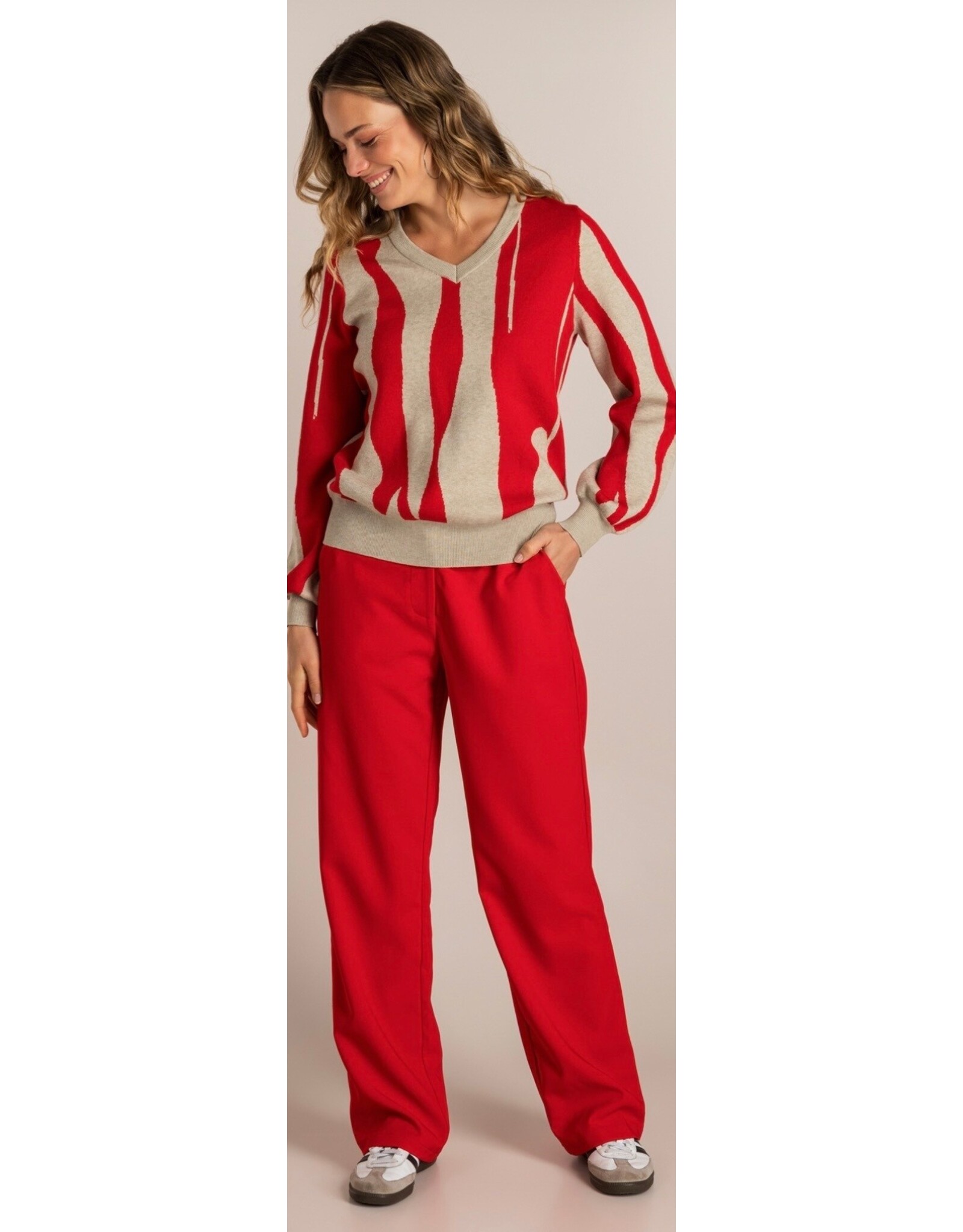 Ivy Beau Trui Sally rood