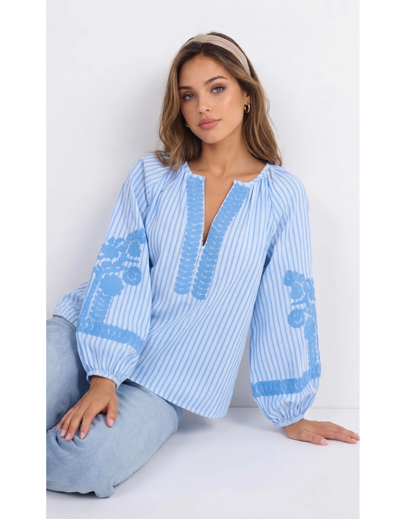 Parijs Bloes nadia lichtblauw gestreept