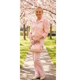 Italie Bloes pink flower