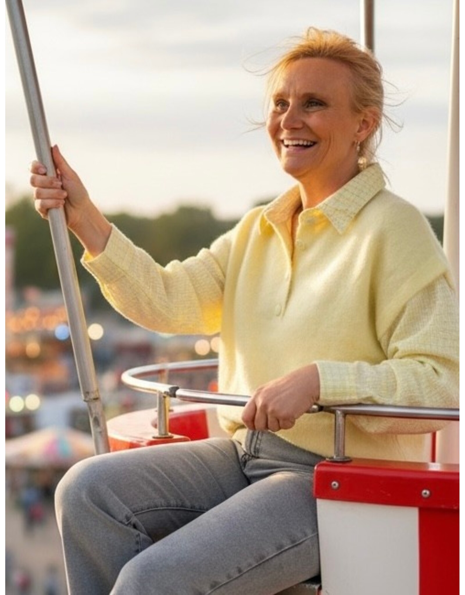 Brussel Trui Sweey yellow